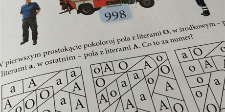 Powiększ grafikę: bezpieczna-droga-do-szkoly-552327.jpg