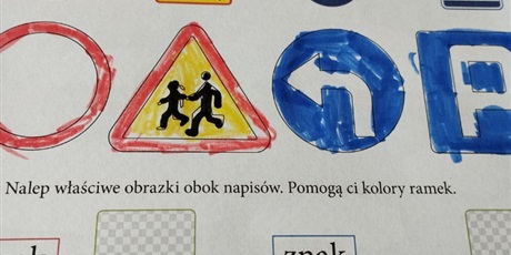 Powiększ grafikę: bezpieczna-droga-do-szkoly-552330.jpg