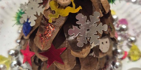 Powiększ grafikę: brokatowe-choinki-664266.jpg