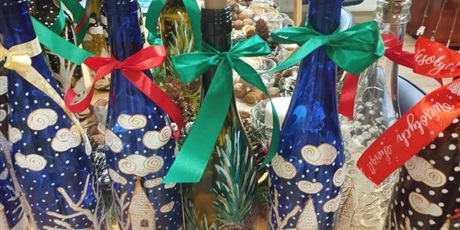 Powiększ grafikę: kiermasz-swiateczny-664280.jpg