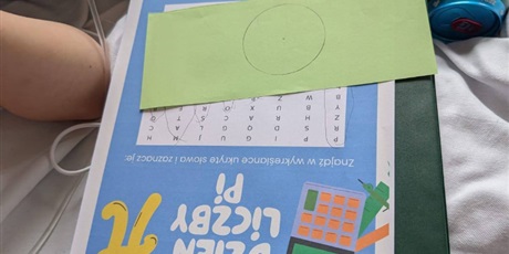 Powiększ grafikę: liczba-pi-681709.jpg