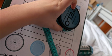 Powiększ grafikę: liczba-pi-681714.jpg