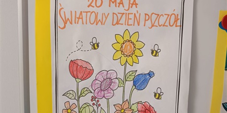 Powiększ grafikę: miedzynarodowy-dzien-pszczol-616021.jpg