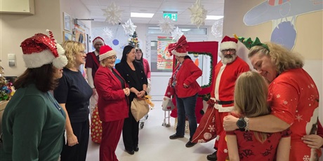 Powiększ grafikę: mikolaj-z-zarzadu-wojewodztwa-pomorskiego-664225.jpg