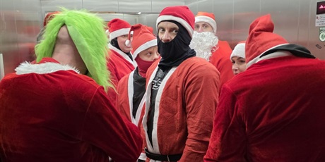 Powiększ grafikę: mikolaje-na-motocyklach-664253.jpg