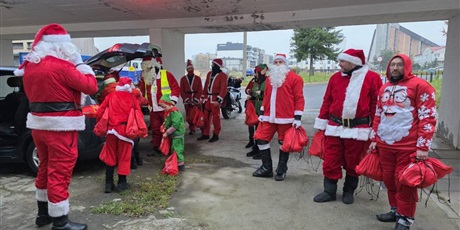 Powiększ grafikę: mikolaje-na-motocyklach-664256.jpg