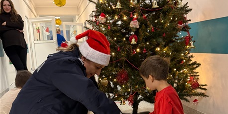 Powiększ grafikę: niebiescy-mikolaje-664242.jpg