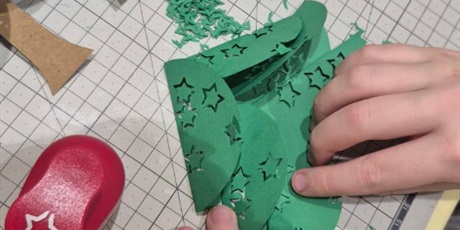 Powiększ grafikę: ozdoby-swiateczne-664272.jpg