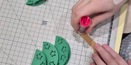 Powiększ grafikę: ozdoby-swiateczne-664275.jpg