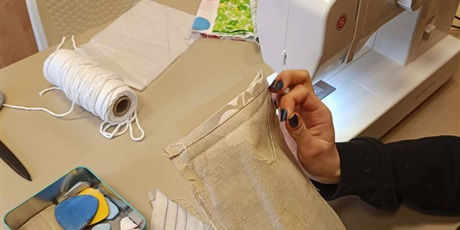 Powiększ grafikę: projekt-szyjemy-687628.jpg