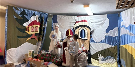 Powiększ grafikę: teatr-za-jeden-usmiech-669067.jpg