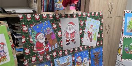 Powiększ grafikę: wystawa-prac-dzieciecych-664260.jpg