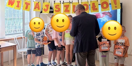 Powiększ grafikę: zaczynamy-nowy-rok-szkolny-2026-2027-710472.jpg