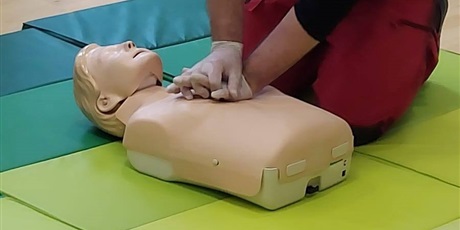 Zasady pierwszej pomocy.